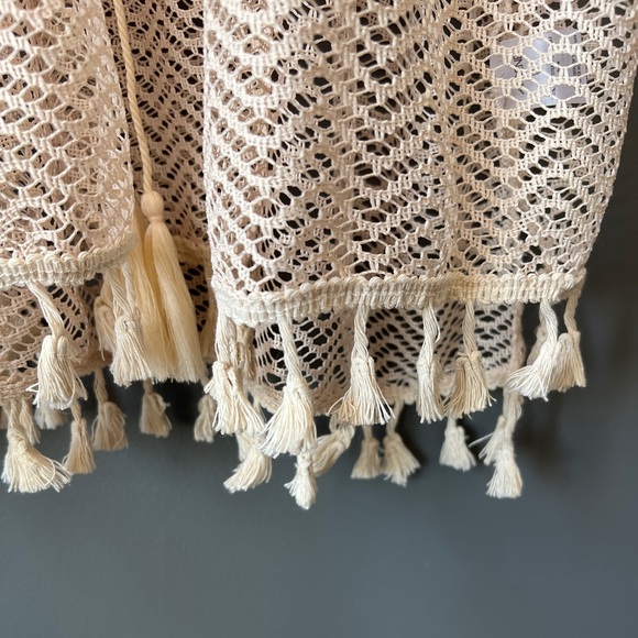 ARDENE: Swimsuit cover up - Picture 3 of 5